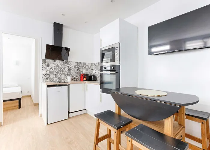 De Charme Montmartre Batignolles Διαμέρισμα *
