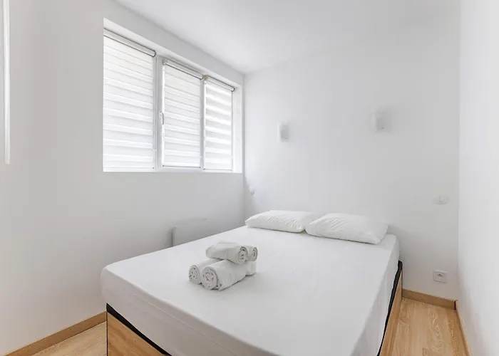 De Charme Montmartre Batignolles * Παρίσι
