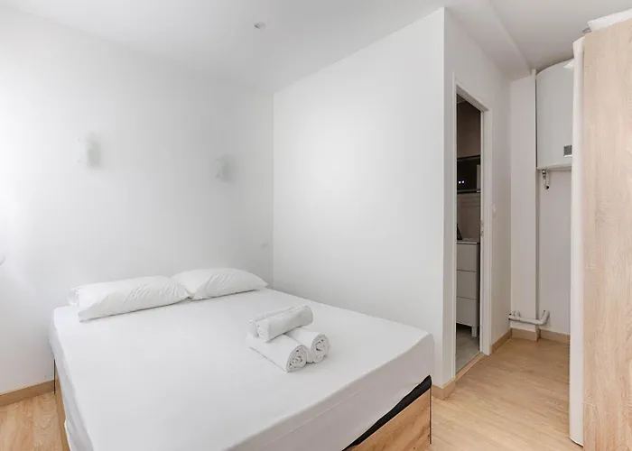 De Charme Montmartre Batignolles Διαμέρισμα